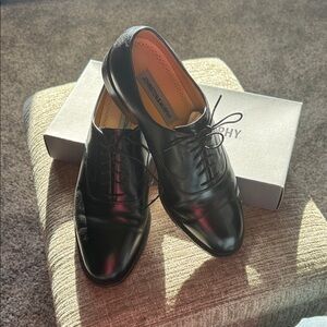 Johnston & Murphy Black Leather Cap-Toe Derby Oxfords